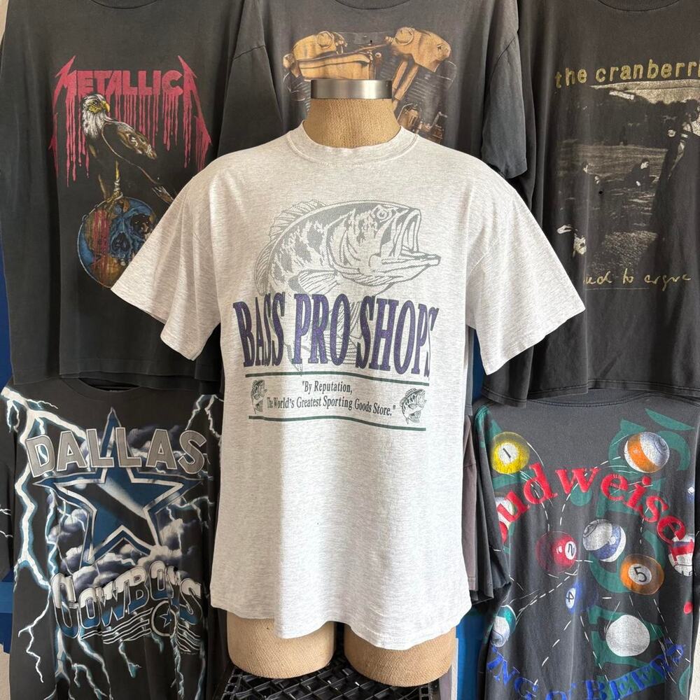 Vintage 1990s Bass Pro Shop T-shirt